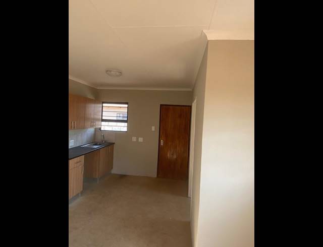 3 BEDROOM HOUSE FOR SALE IN DAWN PARK